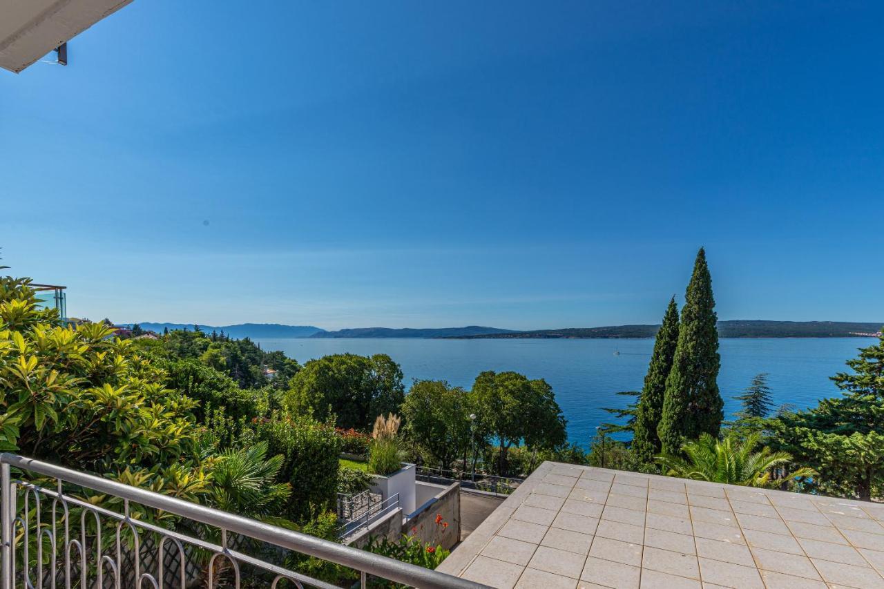 Apartmani Loki Dramalj Esterno foto