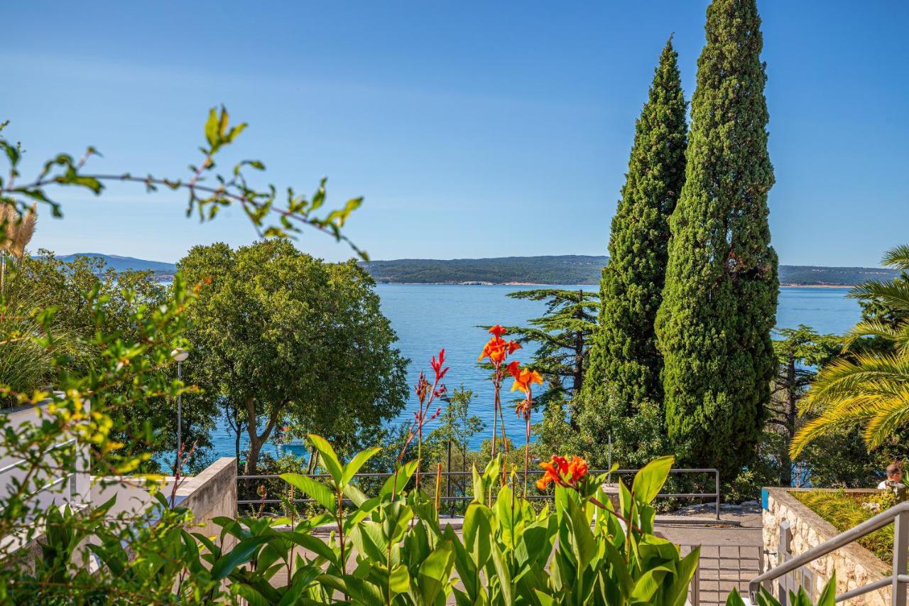 Apartmani Loki Dramalj Esterno foto