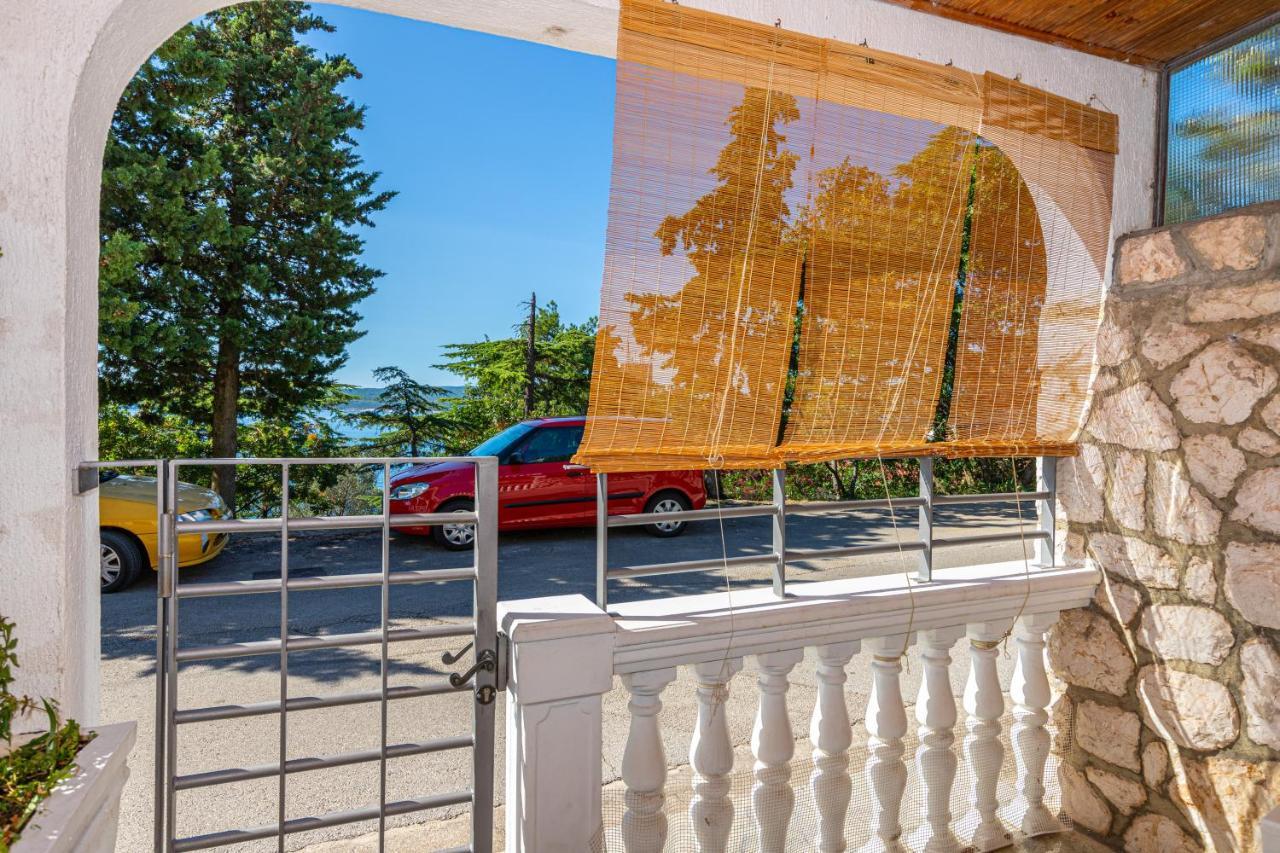 Apartmani Loki Dramalj Esterno foto
