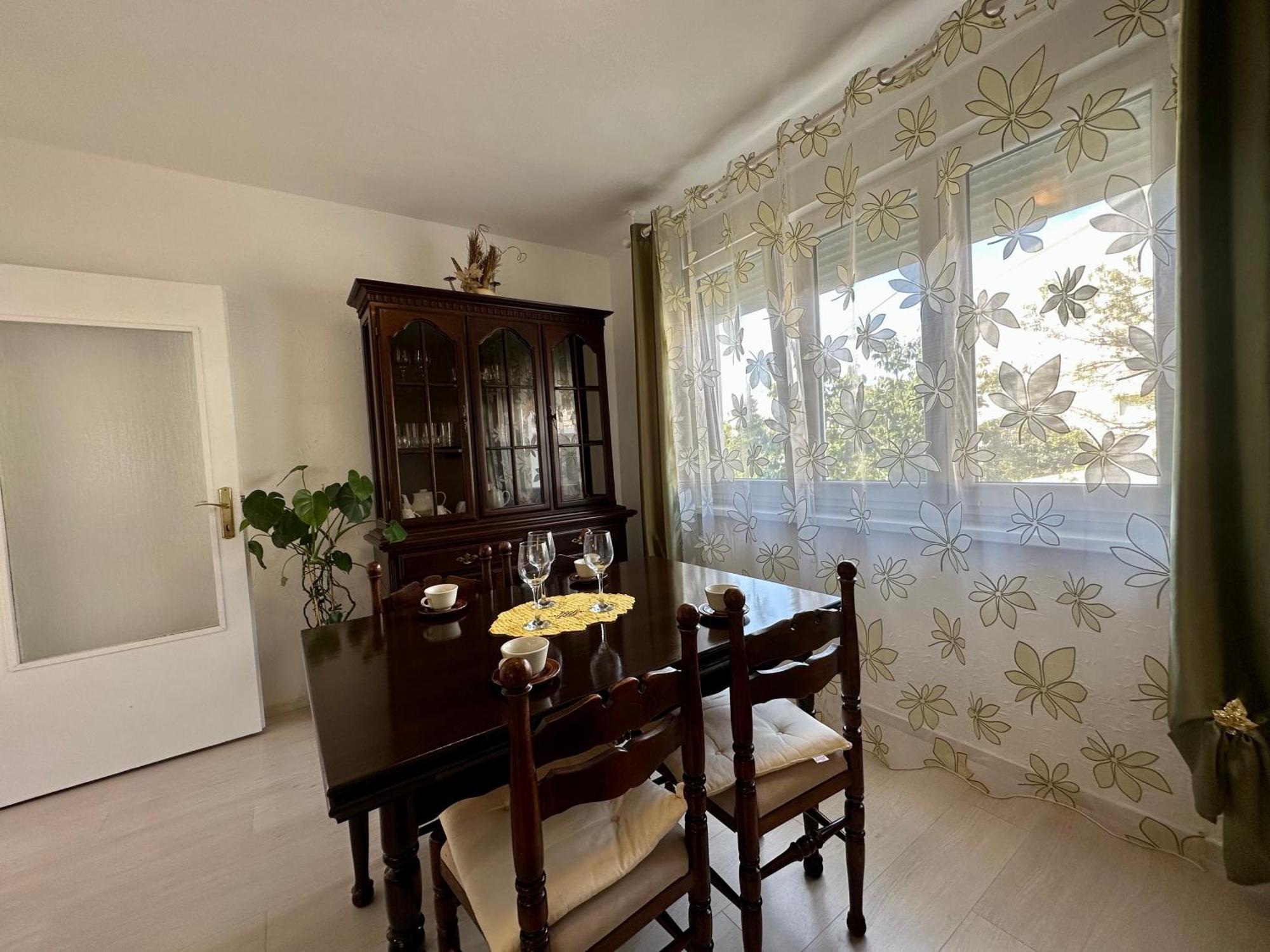 Apartmani Loki Dramalj Esterno foto