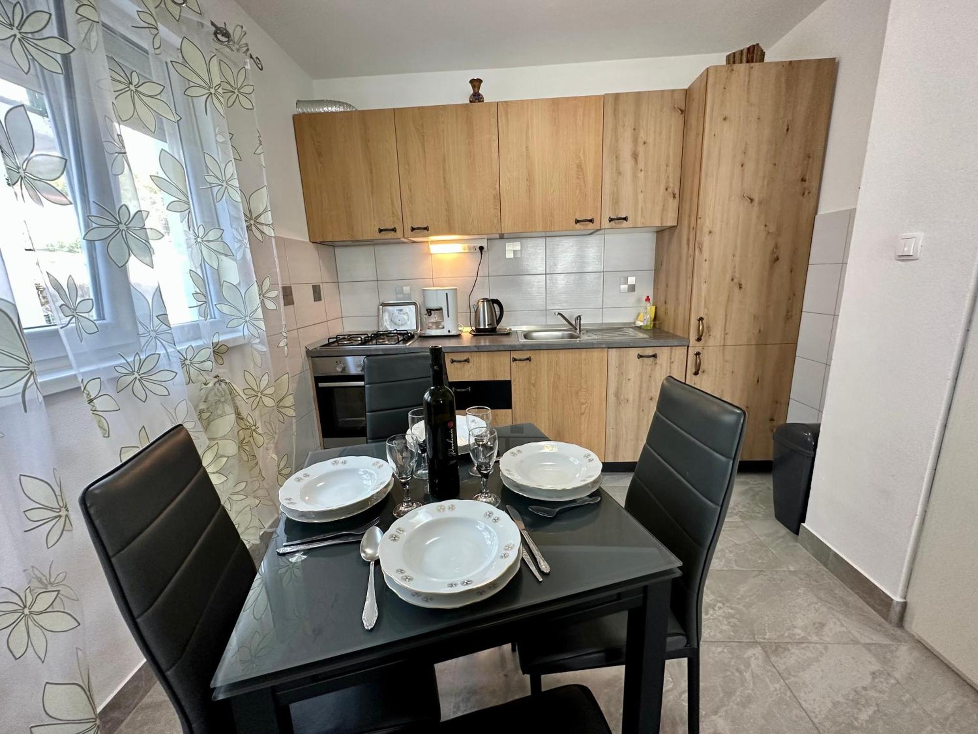 Apartmani Loki Dramalj Esterno foto