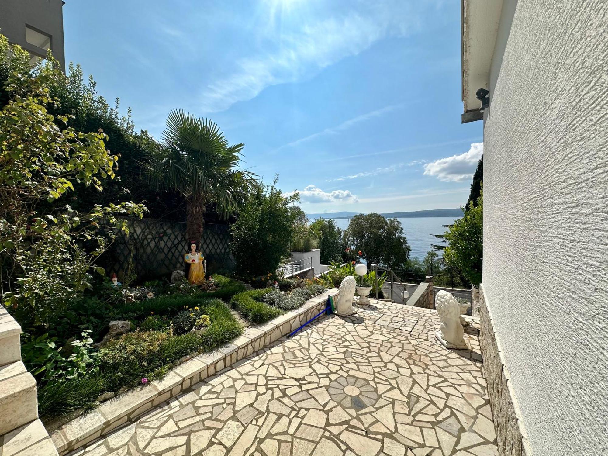 Apartmani Loki Dramalj Esterno foto